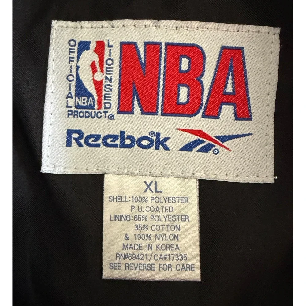 Vintage 90's Reebok NBA Chicago Bulls Black V-neck Warm Up Pullover Jacket XL